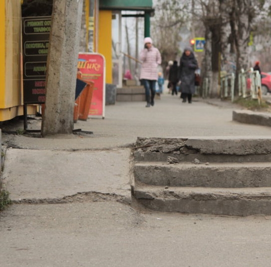 В Серове проверяют доступность «Доступной среды»