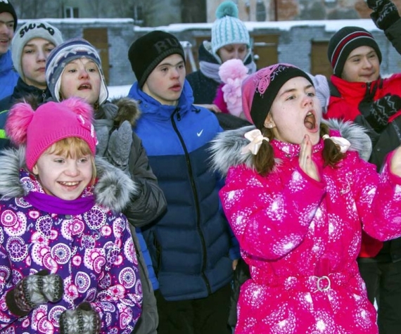 Дружба крепнет виражами