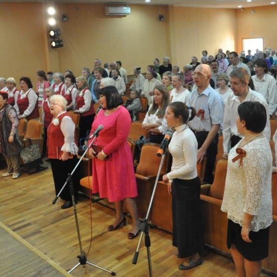 Елена Степанова: прежде всего, мы поддерживаем друг друга